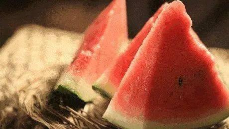 临泉吃瓜群众,揭秘当地生活百态